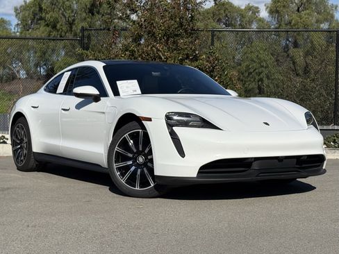 Certified 2021 Porsche Taycan 4S image 9