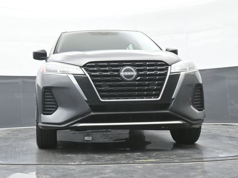 Used 2022 Nissan Kicks S w/ Interior Electronics Package FWD image 42