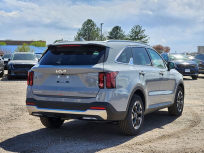 New 2026 Kia Sorento S w/ S Panoramic Sunroof Package