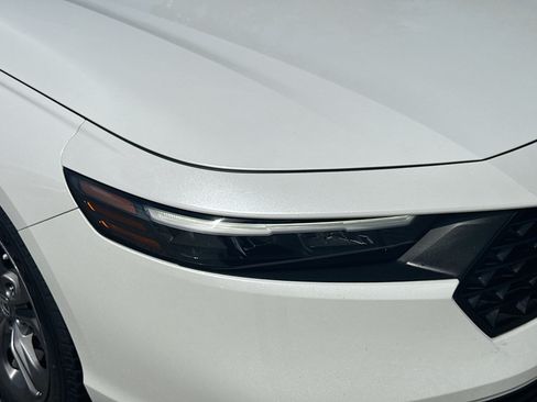 Certified 2024 Honda Accord EX image 33