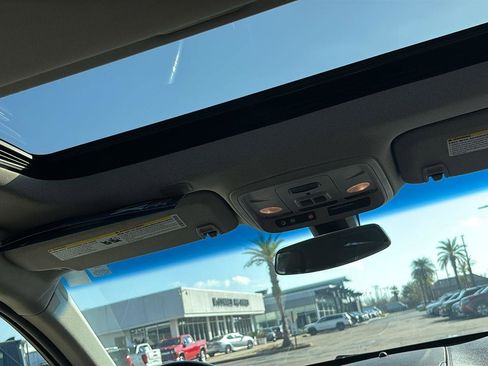 Used 2016 Cadillac ATS Luxury w/ Sun And Sound Package image 22