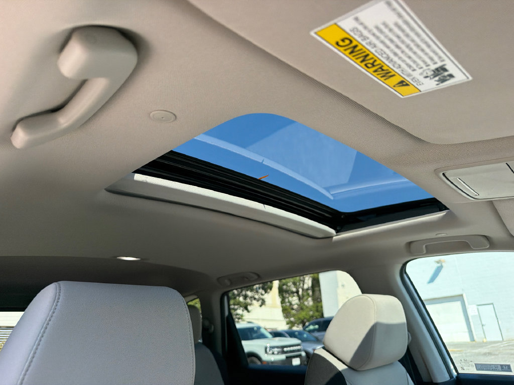 Used 2023 Honda CR-V EX image 14