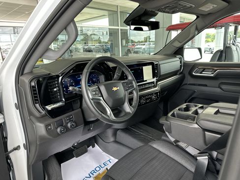 Used 2024 Chevrolet Silverado 1500 LT w/ Safety Package RWD image 10