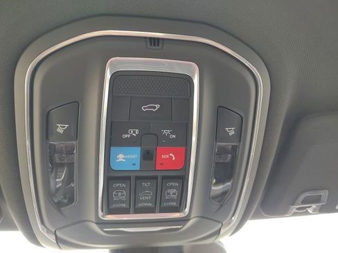 New 2026 Jeep Grand Cherokee Limited image 27