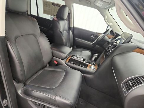 Used 2024 Nissan Armada SL image 46