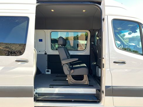 New 2026 Mercedes-Benz Sprinter 2500 image 18