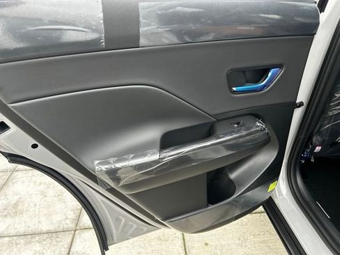 New 2026 Hyundai Kona SEL Premium image 8