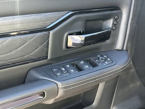 New 2026 RAM 2500 Limited image 10