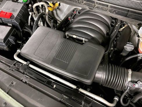 Used 2023 Chevrolet Suburban Premier AWD/4WD image 43
