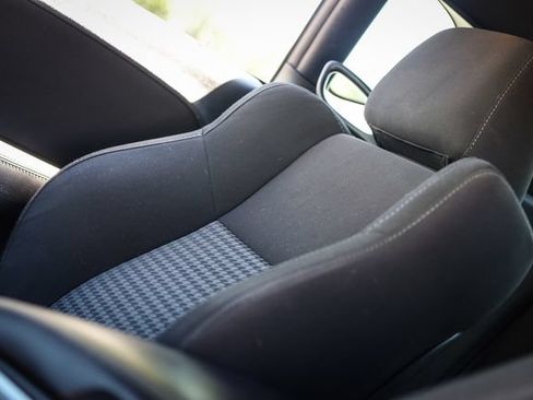 Used 2020 Dodge Challenger R/T RWD image 27