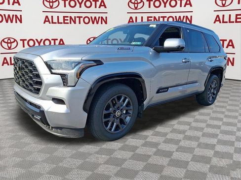 Used 2024 Toyota Sequoia Platinum AWD/4WD image 3