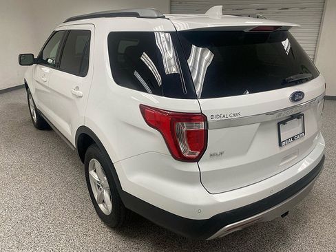 Used 2017 Ford Explorer XLT w/ Equipment Group 201A image 7