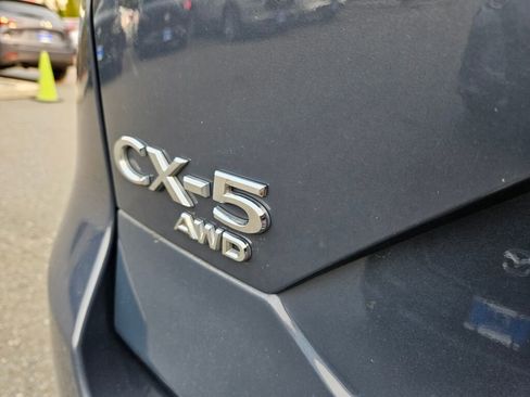 Certified 2023 MAZDA CX-5 Carbon Edition image 10
