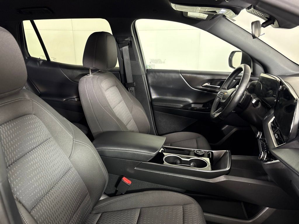 Certified 2026 Chevrolet Equinox LT FWD image 20