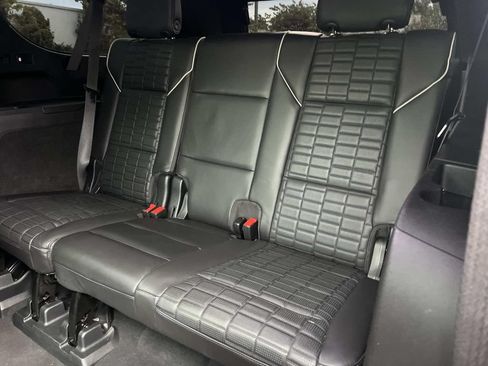 Used 2021 Cadillac Escalade ESV Sport Platinum AWD/4WD image 24