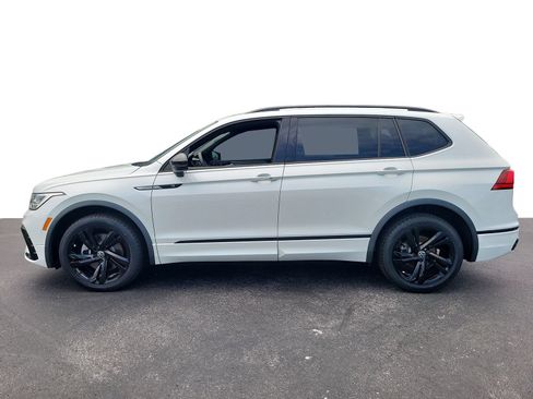 Used 2023 Volkswagen Tiguan SE R-Line FWD image 5