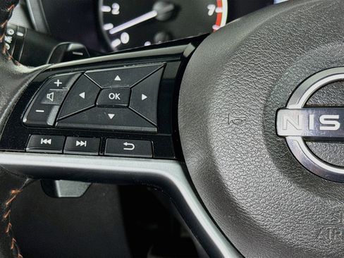 Used 2024 Nissan Altima 2.5 SR FWD image 11
