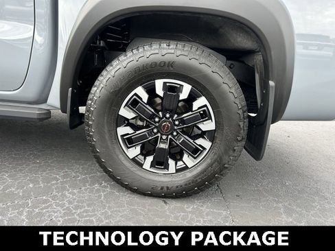 Used 2024 Nissan Frontier Pro-X w/ Technology Package image 10