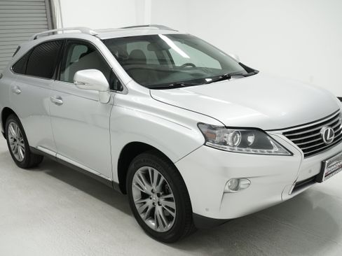 Used 2014 Lexus RX 350 FWD image 3