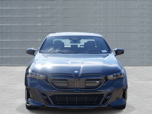 New 2025 BMW i5 M60 w/ Premium Package image 2