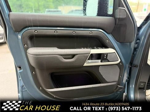 Used 2020 Land Rover Defender 110 SE AWD/4WD image 13