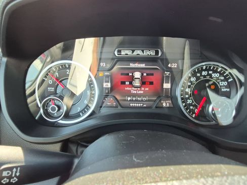 Used 2021 RAM 1500 Laramie AWD/4WD image 11