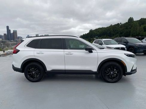 Certified 2025 Honda CR-V Sport-L image 3