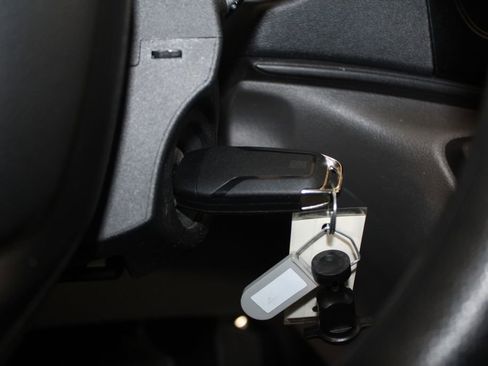 Used 2023 Ford Transit 350 XLT image 51