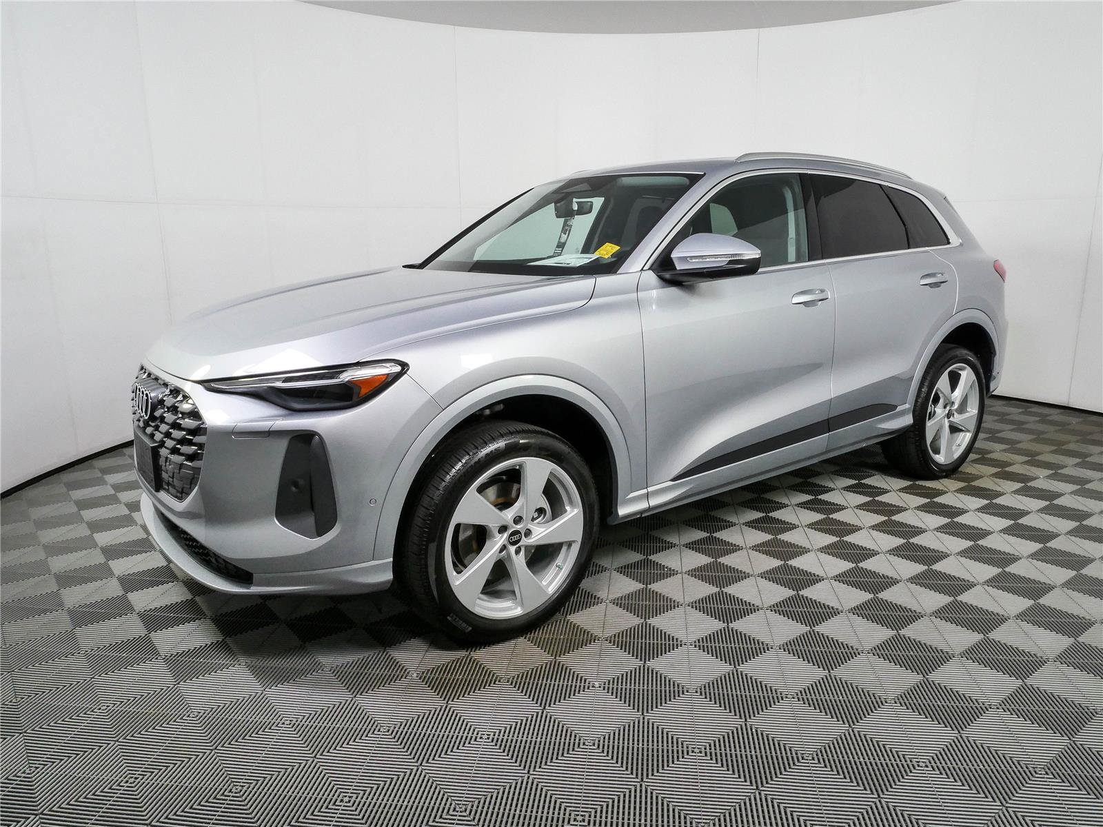 New 2026 Audi Q5 Premium Plus AWD/4WD image 28
