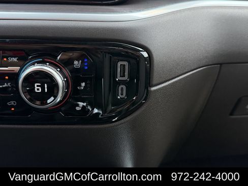 New 2026 GMC Sierra 1500 SLT AWD/4WD image 17