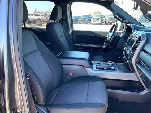 Used 2021 Ford Expedition XLT image 28