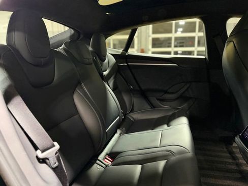 Used 2021 Tesla Model S Plaid image 24