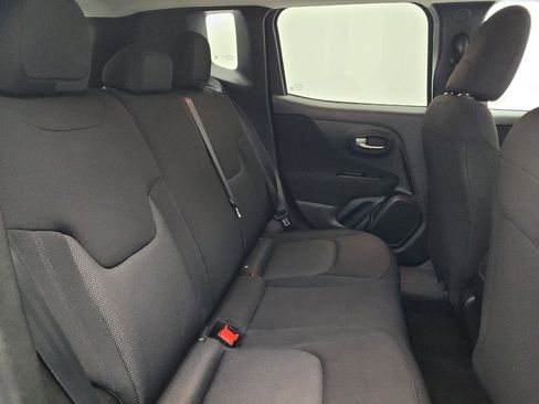 Used 2020 Jeep Renegade Sport w/ Sport Appearance Group image 19