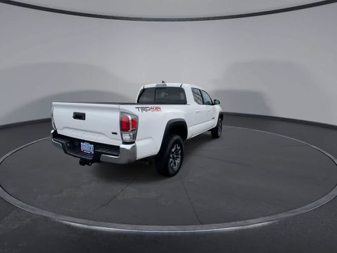 Certified 2023 Toyota Tacoma TRD Off-Road AWD/4WD image 8