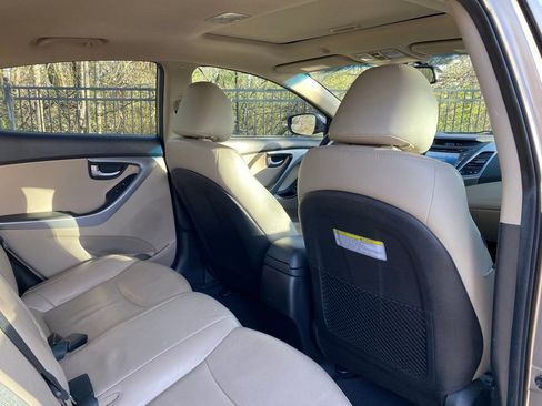 Used 2014 Hyundai Elantra Limited w/ Option Group 03 image 34