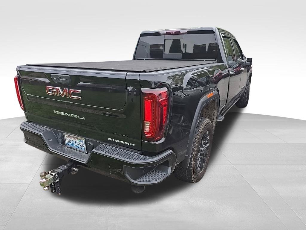 Used 2021 GMC Sierra 2500 Denali w/ Denali Black Diamond Edition AWD/4WD image 3