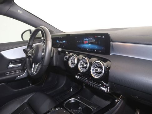 Used 2021 Mercedes-Benz CLA 250 4MATIC w/ Premium Package image 46