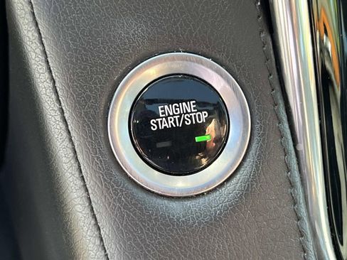 Used 2016 Cadillac Escalade Premium image 39