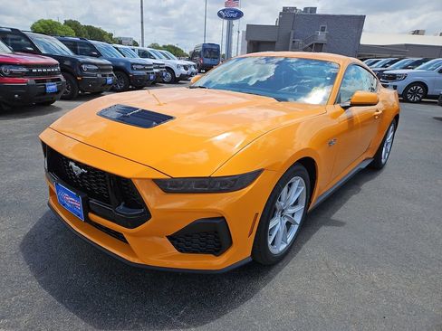 New 2026 Ford Mustang GT Premium RWD image 4