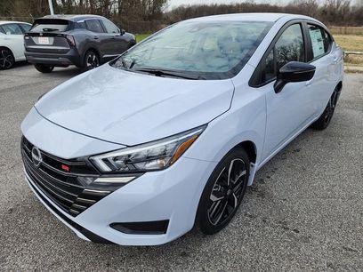 New 2025 Nissan Versa SR w/ Trunk Package