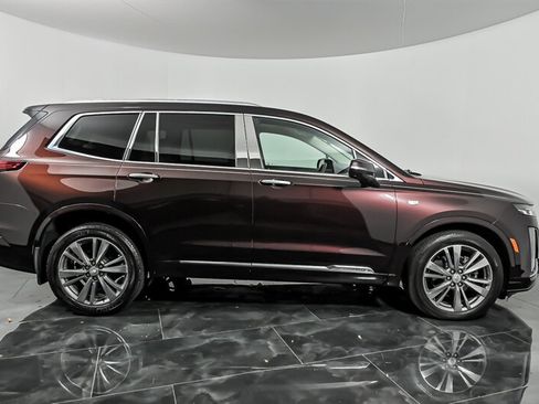 Used 2021 Cadillac XT6 Premium Luxury AWD/4WD image 10