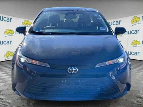 Used 2023 Toyota Corolla LE image 2