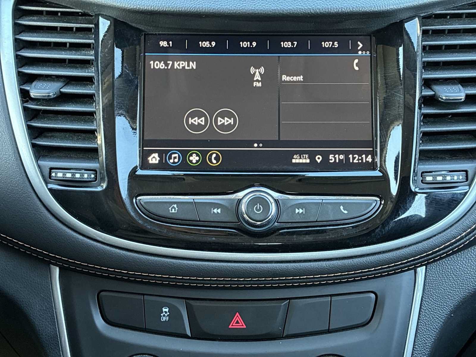 Used 2018 Chevrolet Trax LS AWD/4WD image 12
