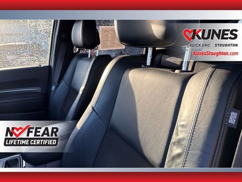Used 2020 Dodge Durango GT image 24