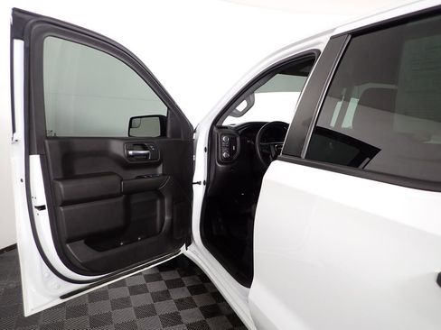 Used 2023 GMC Sierra 1500 Pro w/ Pro Value Package image 19