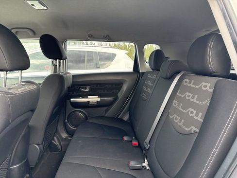 Used 2012 Kia Soul + image 14
