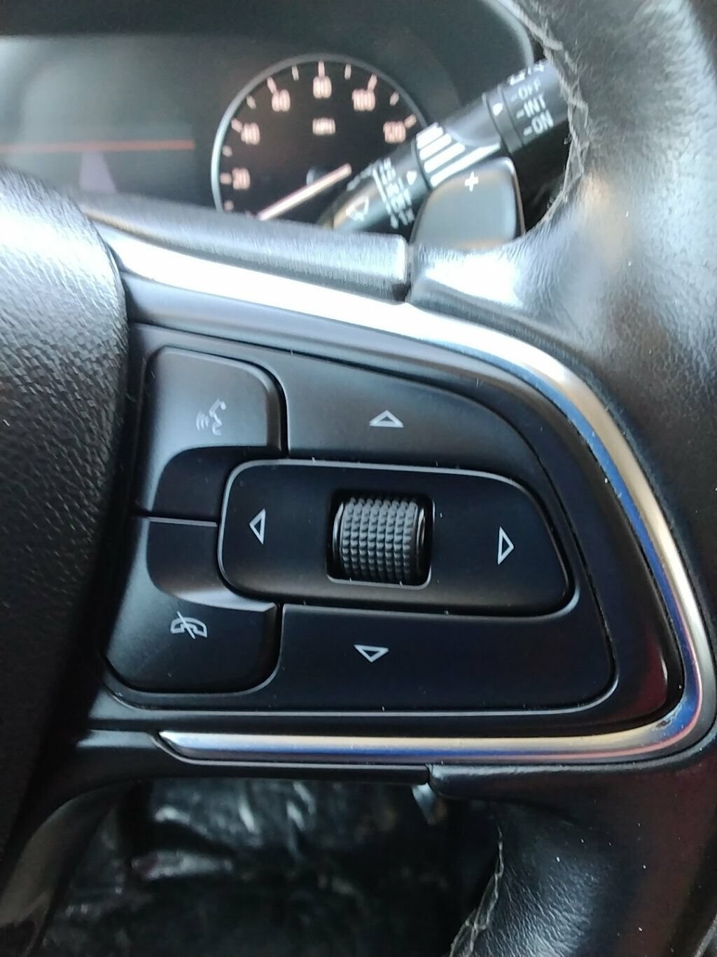 Used 2021 Buick Envision Preferred FWD image 17