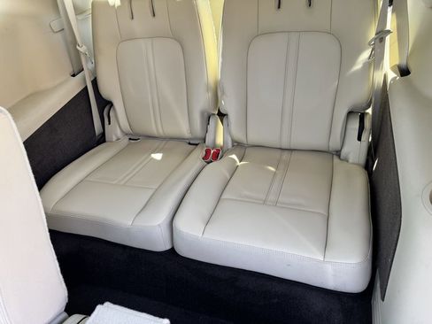 Used 2017 Lincoln MKT AWD w/ Technology Package image 32