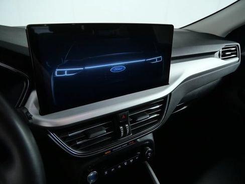 Certified 2024 Ford Escape Platinum AWD/4WD image 16