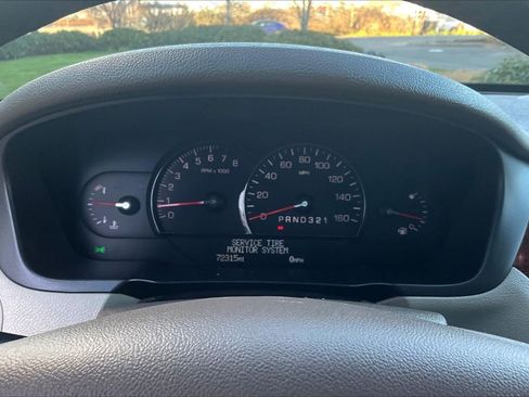 Used 2006 Cadillac DTS w/ Sun And Sound Package image 13